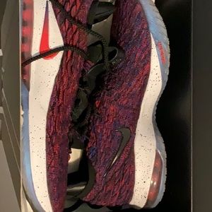 LeBron XV Low